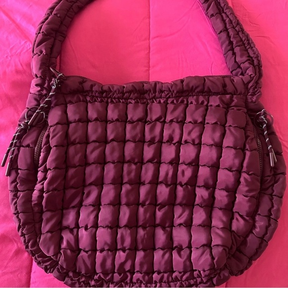 Urban Expressions Quilted Maroon Shoulder Bag - Picture 4 of 4